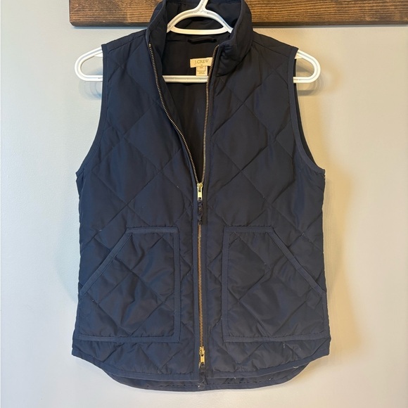 J. Crew Navy Quilted Vest size xxs - Picture 1 of 9